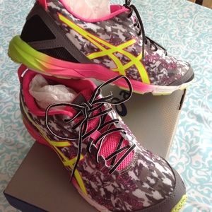 Asics Gel-Hyper Tri women's shoe